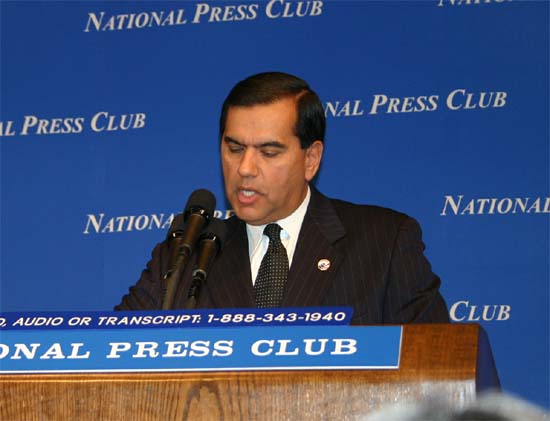 Peace Corps Director Gaddi Vasquez addresses the National Press Club