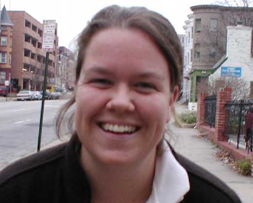 Baltimore Native RPCV Kate Joyce is Dannon and Second Harvest's Strike Out Hunger 2004 grand prize winner