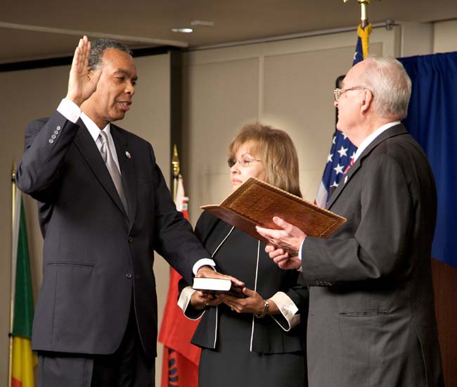 Director Aaron S. Williams speaks at his ceremonial swearing-in at Peace Corps Headquarters in Washington, DC