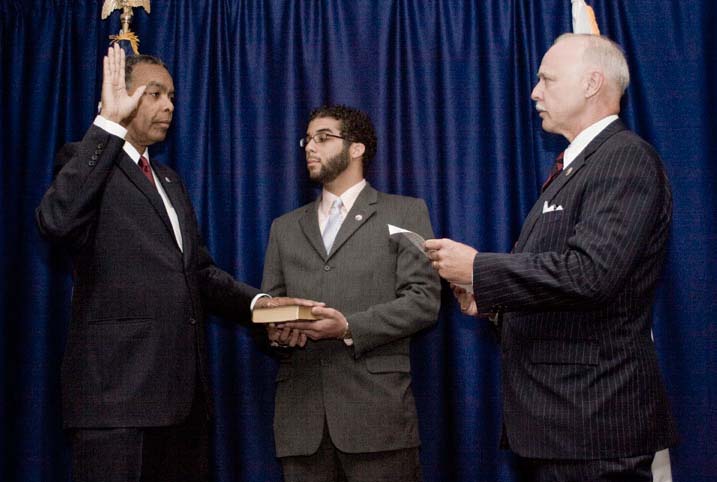 Aaron S. Williams Sworn in as Peace Corps Director